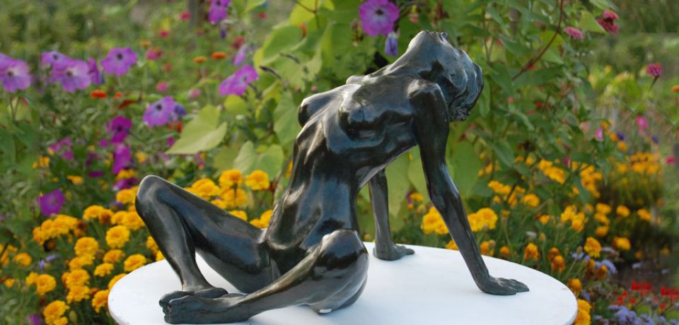 Bronze sculpture dans le jardin Saumur  (49)